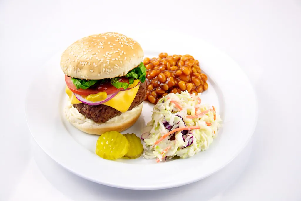 Hamburguesa doble smash con queso americano